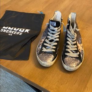 High top Golden Goose zip up sneakers!